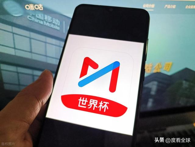 卫冕冠军即将登场，梅西社媒晒训练照：并肩作战